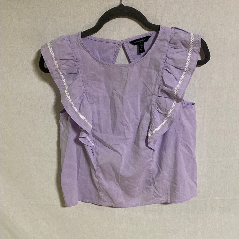 Banana Republic Purple Ruffled Sleeveless Blouse excellent condition Small P